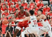 福建队外援表现出色，稳定全队士气