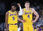 湖人队主帅的战术变化引发球迷热议的简单介绍