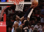 灰熊队主场气氛火爆，球迷热情助威支持