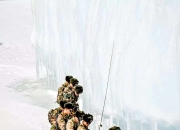 勇士坚守禁区严防失利，继续保持不败战绩